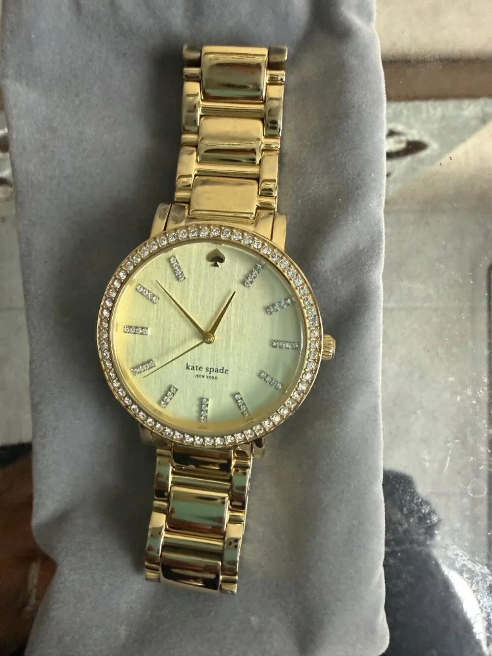 Kate Spade NY Gold Tone Crystal‎ Watch ⌚💛✨ Bling Bezel Designer Timepiece 💎
